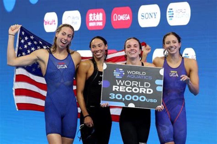 Who has the 4×100 relay world record?