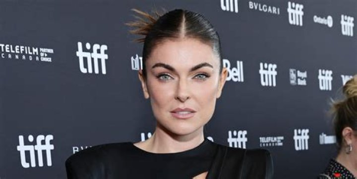 Who is the female lead in Step Up?