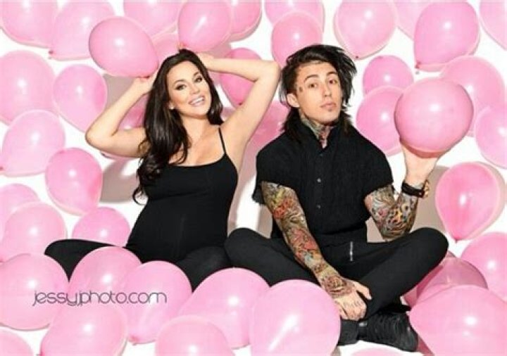 Who is the mother of Ronnie Radke baby?