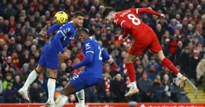 Who is the ref for Liverpool v Chelsea?