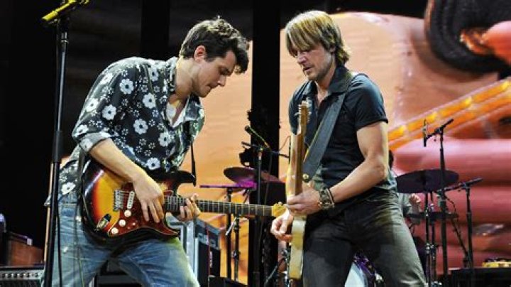 Who performed at Crossroads 2010?