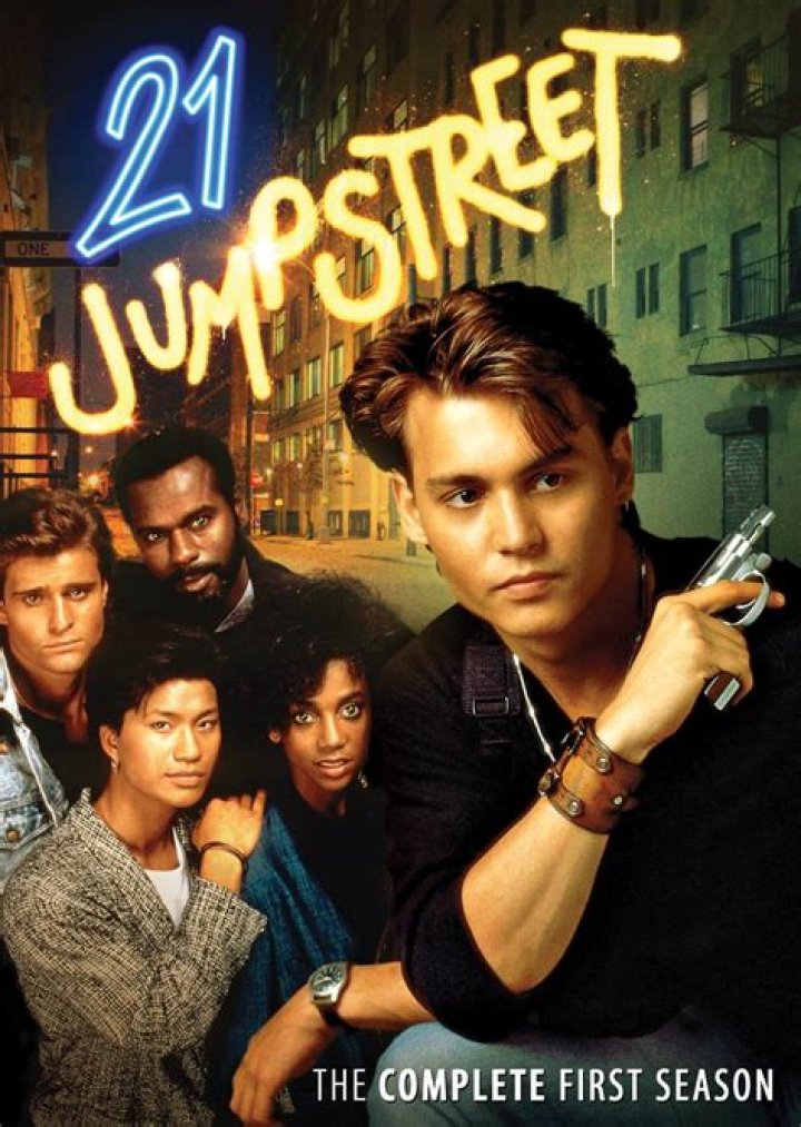 Who sang the original 21 Jump Street theme?