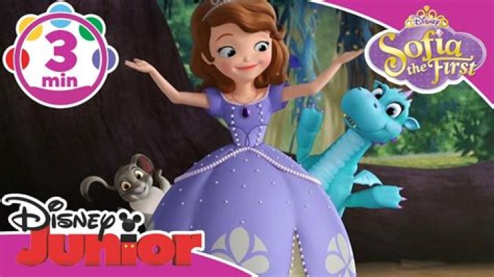 Who voices crackle on Sofia The First?