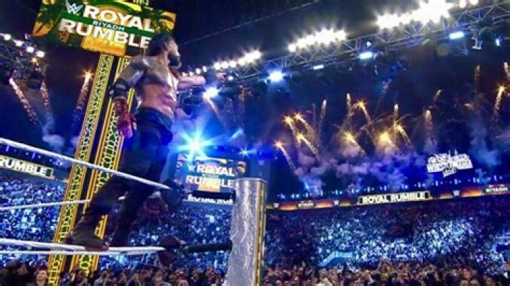 Who won 2005 Rumble?