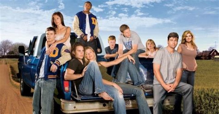Why did Season 2 of Friday Night Lights end so abruptly?