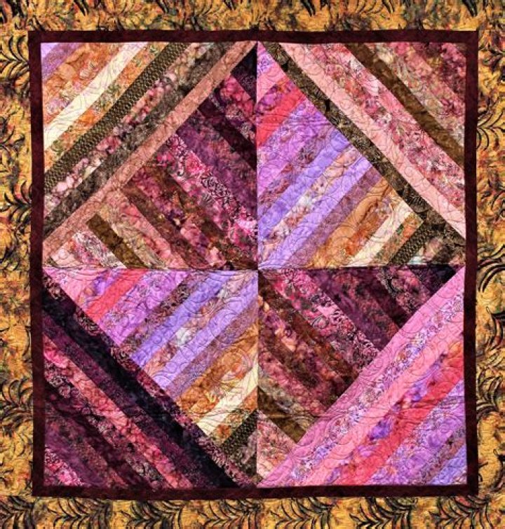 Why did three dudes quilt shop close?