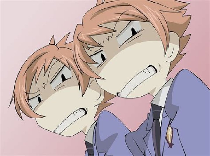 Why do Hikaru and Kaoru fight?