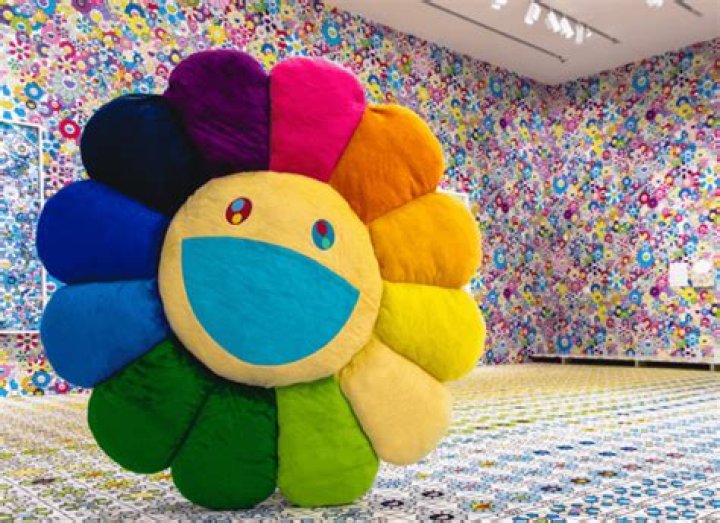 Why is Takashi Murakami so popular?