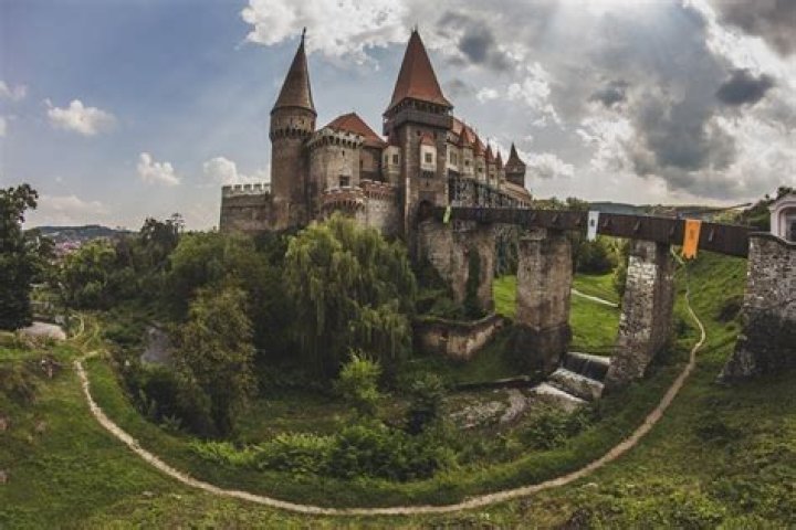 Why is the Corvin Castle famous?