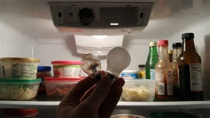 Why is the light not working in my fridge?